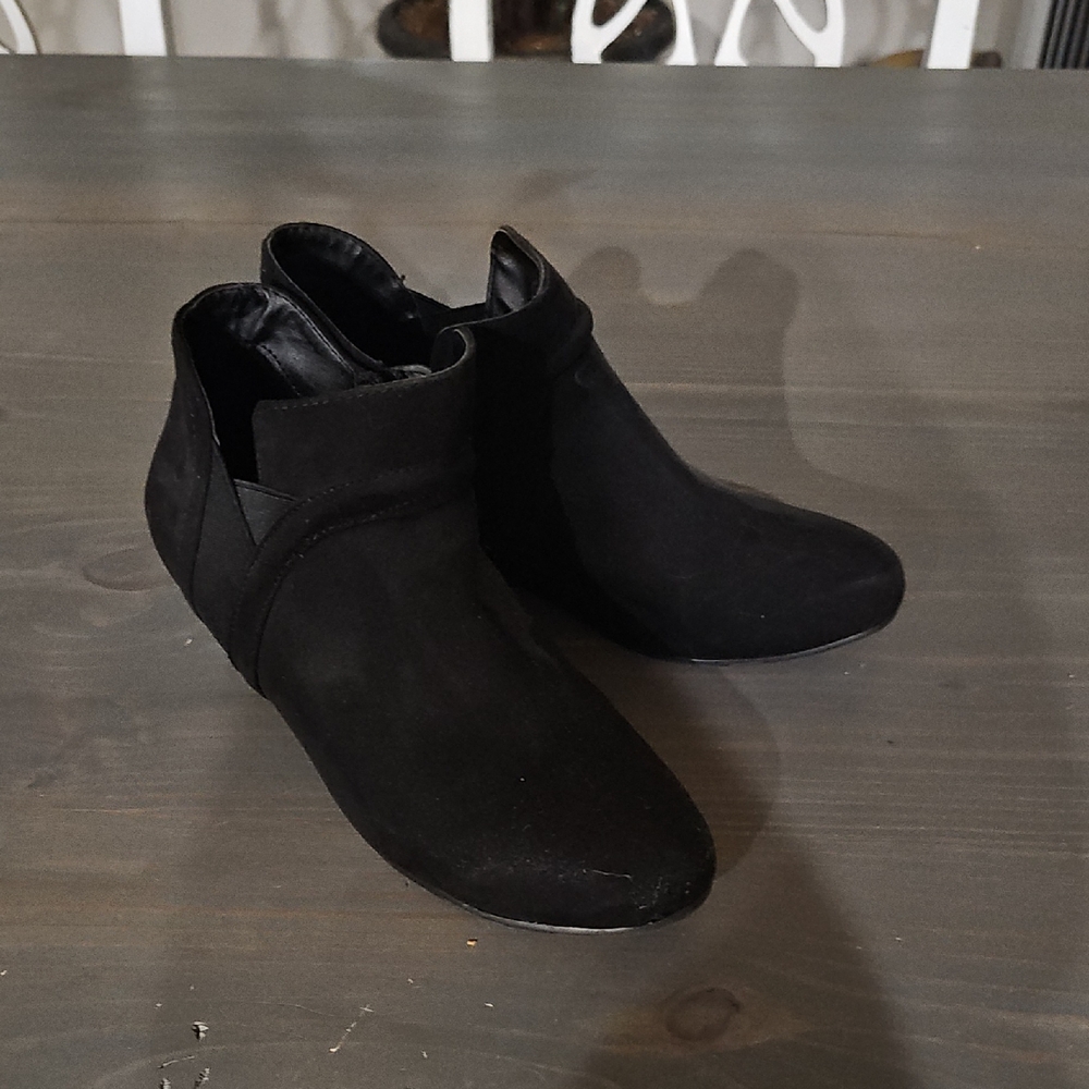 Croft & Barrow Black Booties